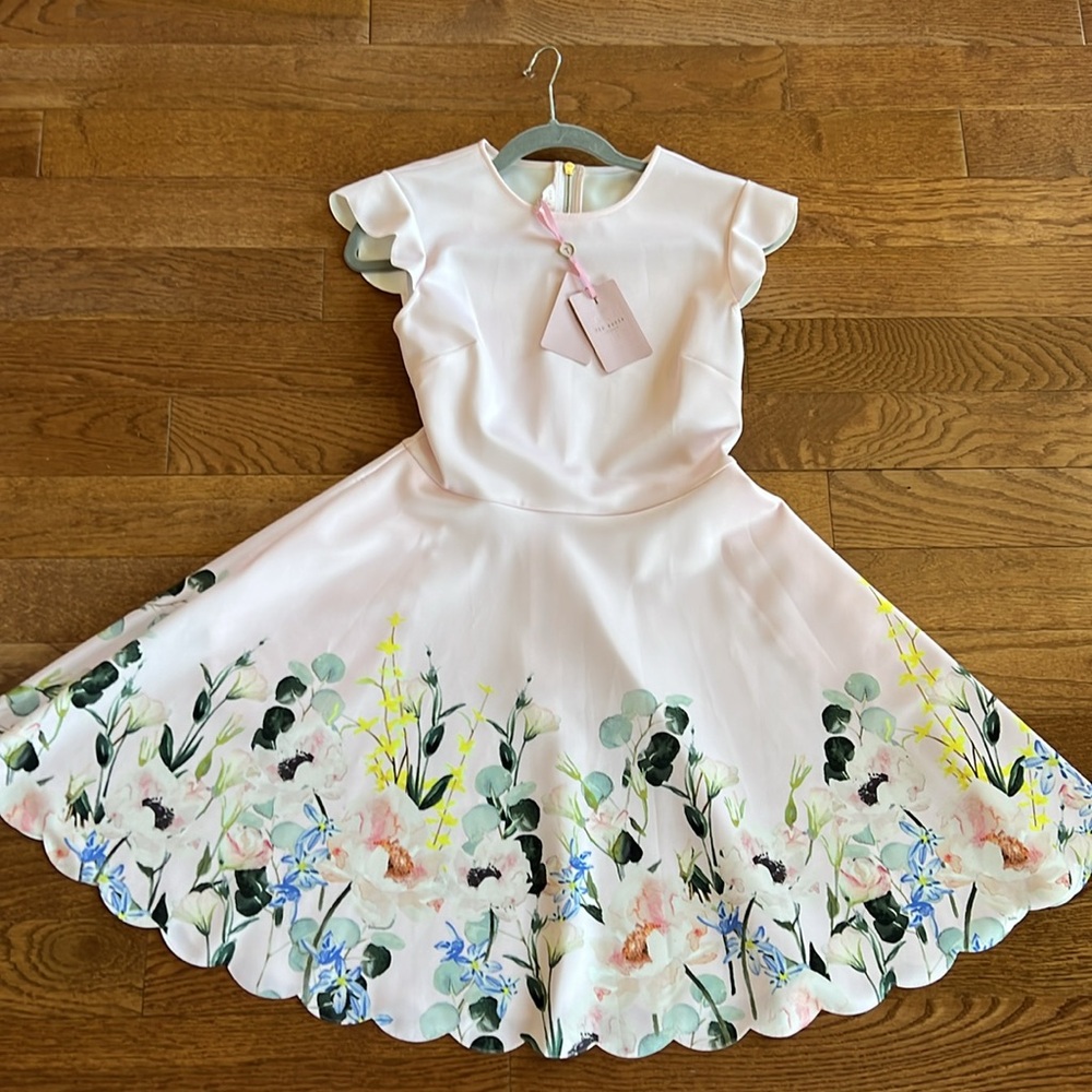 Ted Baker nude pink floral elegance scallop skater dress size 6 (ted size 2)